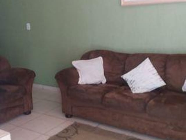 Casa com 128m² 2 quartos e 3 banheiros, à venda, no bairro Jardim Maria Cristina em Barueri