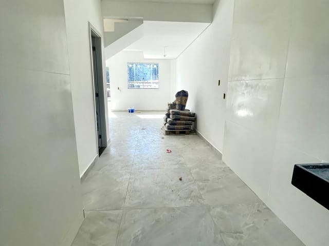 Casa 2 quartos e 1 banheiro, à venda, no bairro Santinho em Ribeirão das Neves