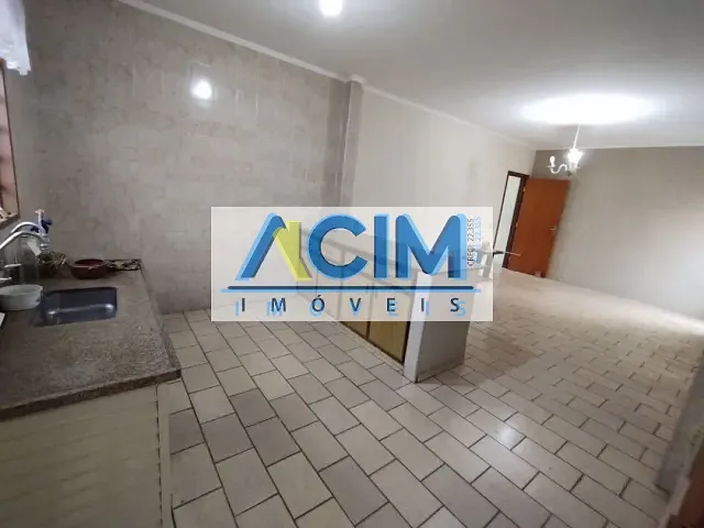 Casa com 280m² 2 quartos e 2 banheiros, à venda, no bairro Jardim Bela Vista em Jaguariúna
