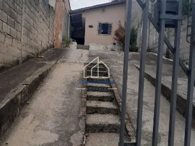 Casa com 140m² 1 quarto e 1 banheiro, à venda, no bairro Residencial e Comercial Cidade Jardim em Pindamonhangaba