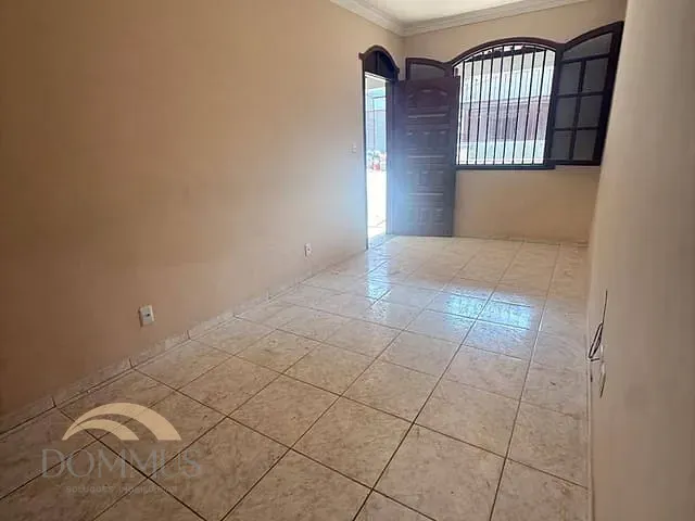 Casa 3 quartos e 2 banheiros, para alugar, no bairro Ideal em Ipatinga