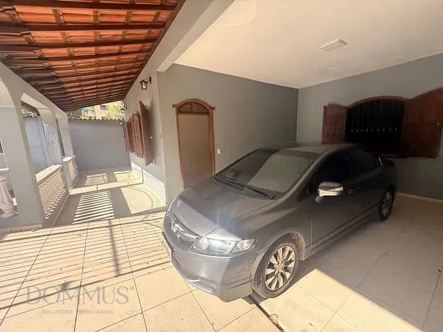 Casa 3 quartos e 2 banheiros, para alugar, no bairro Ideal em Ipatinga