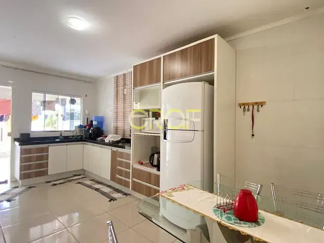 Casa com 300m² 4 quartos e 3 banheiros, à venda, no bairro Setor Bela Vista em Formosa