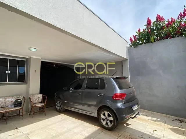 Casa com 300m² 4 quartos e 3 banheiros, à venda, no bairro Setor Bela Vista em Formosa