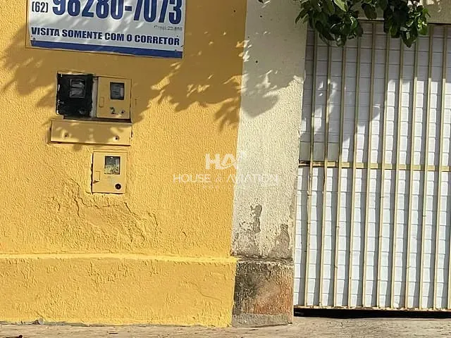Casa com 450m² 4 quartos e 3 banheiros, à venda, no bairro Jardim Novo Mundo em Goiânia