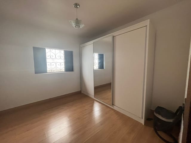 Casa com 250m² 3 quartos e 2 banheiros, à venda, no bairro Parque Valença II em Campinas
