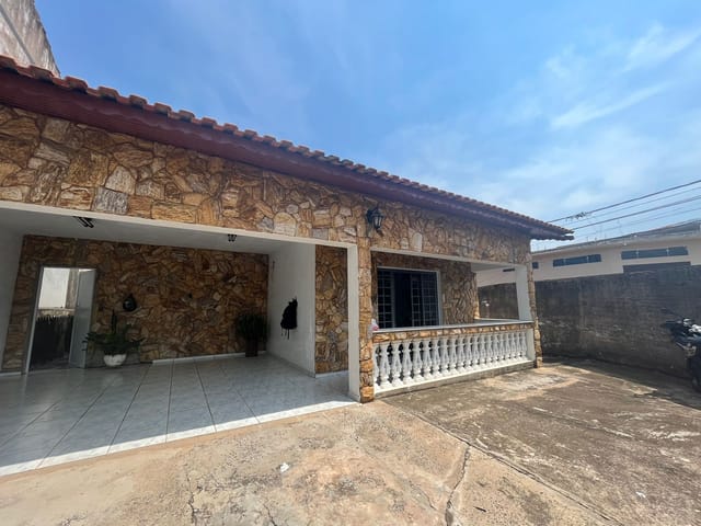 Casa com 250m² 3 quartos e 2 banheiros, à venda, no bairro Parque Valença II em Campinas