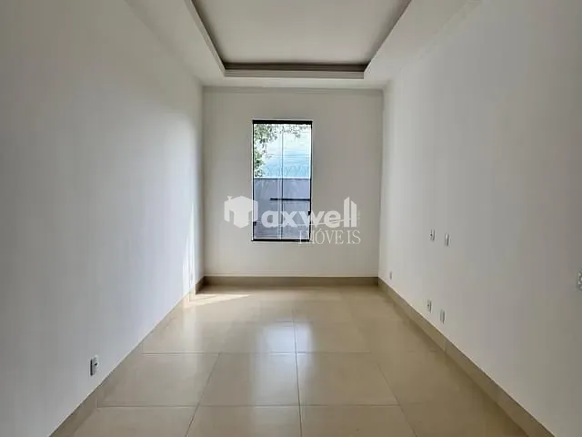 Casa com 201m² 2 quartos e 2 banheiros, à venda, no bairro Jardim Miramar em Aparecida de Goiânia
