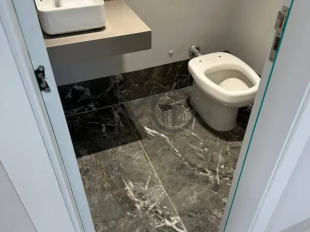 Casa com 250m² 3 quartos e 4 banheiros, à venda, no bairro Condomínio Primor das Torres em Cuiabá
