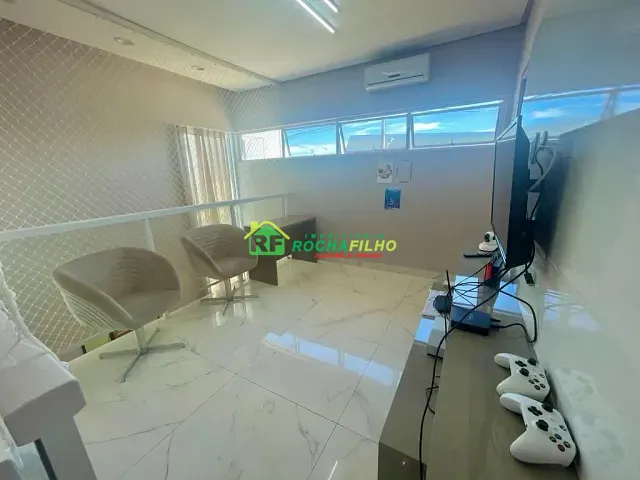 Casa com 300m² 4 quartos e 4 banheiros, à venda, no bairro Novo Uruguai em Teresina