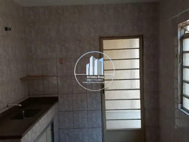 Casa com 140m² 2 quartos e 1 banheiro, à venda, no bairro São João em Pouso Alegre