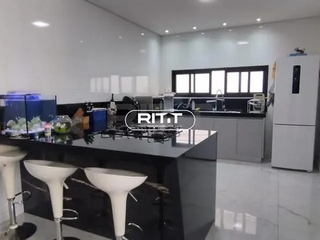 Casa com 300m² 3 quartos e 2 banheiros, à venda, no bairro Cascata em Paulínia