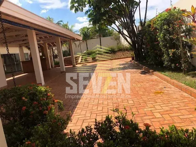 Casa com 1048m² 4 quartos e 5 banheiros, à venda, no bairro Vila Aviaçao em Bauru