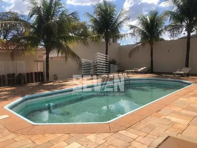 Casa com 1048m² 4 quartos e 5 banheiros, à venda, no bairro Vila Aviaçao em Bauru