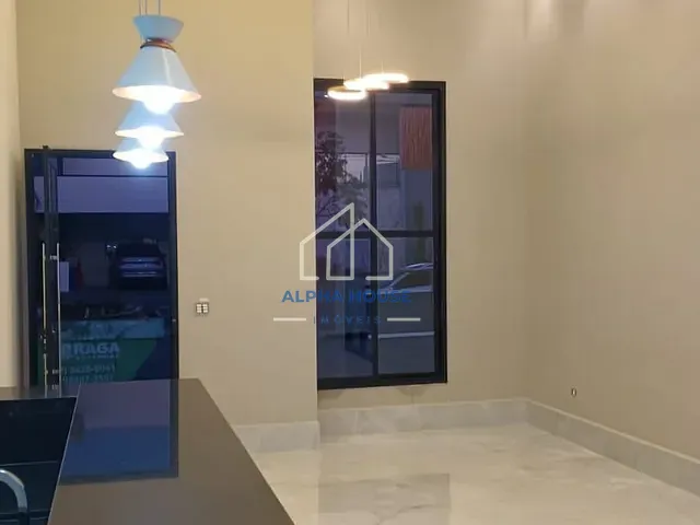Casa com 300m² 3 quartos e 3 banheiros, à venda, no bairro Residencial Ouroville em Taubaté