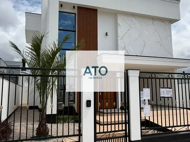 Casa 3 quartos e 1 banheiro, à venda, no bairro Joáia em Tijucas