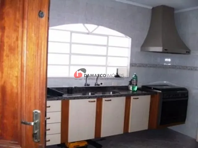 Casa com 490m² 3 quartos e 4 banheiros, à venda, no bairro Osvaldo Cruz em São Caetano do Sul