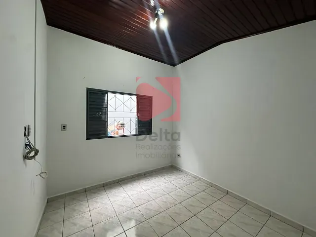 Casa 3 quartos e 2 banheiros, à venda, no bairro Jardim Primavera em Porto Ferreira