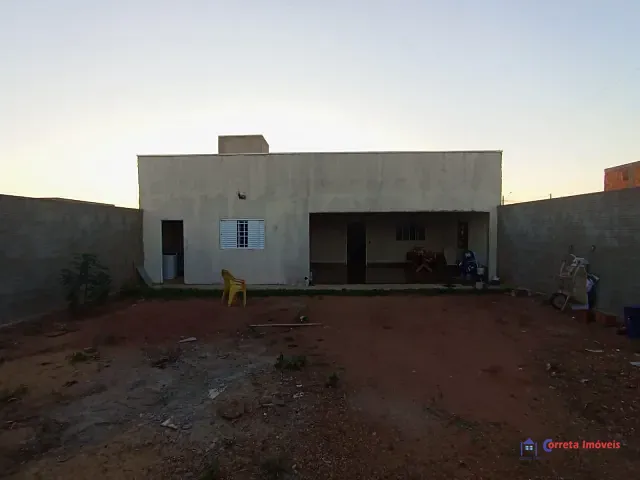 Casa 2 quartos e 2 banheiros, à venda, no bairro Jardim Cangalha em Três Lagoas