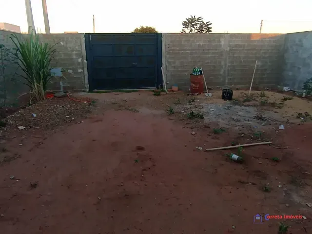 Casa 2 quartos e 2 banheiros, à venda, no bairro Jardim Cangalha em Três Lagoas