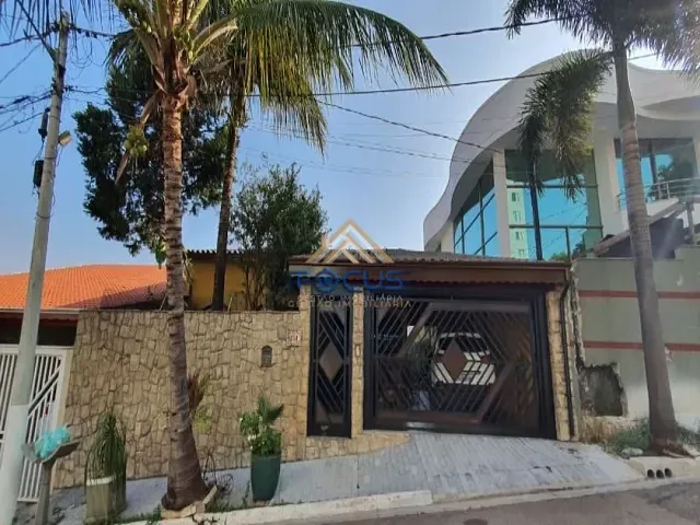 Casa com 360m² 3 quartos e 3 banheiros, à venda, no bairro Jardim Santa Teresa em Jundiaí