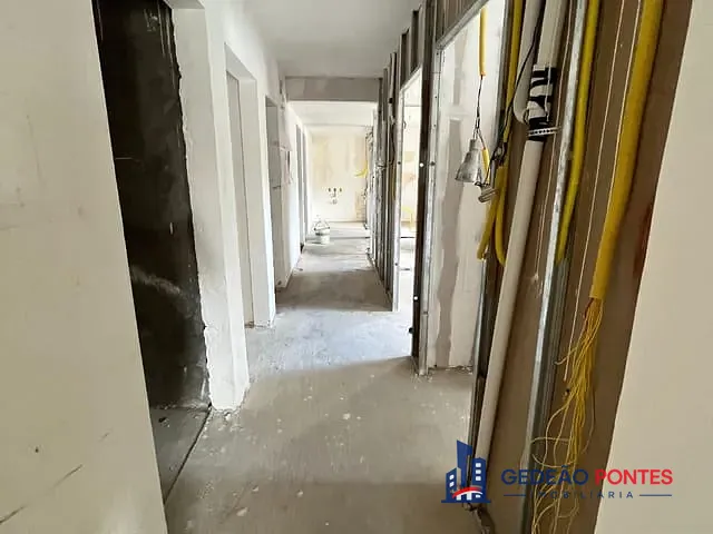 Casa com 440m², à venda ou para alugar, no bairro Graças em Recife