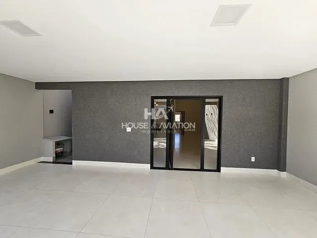 Casa com 295m² 3 quartos e 3 banheiros, à venda, no bairro Jardim Helvécia em Aparecida de Goiânia