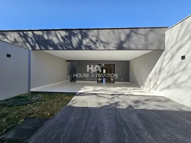 Casa com 295m² 3 quartos e 3 banheiros, à venda, no bairro Jardim Helvécia em Aparecida de Goiânia