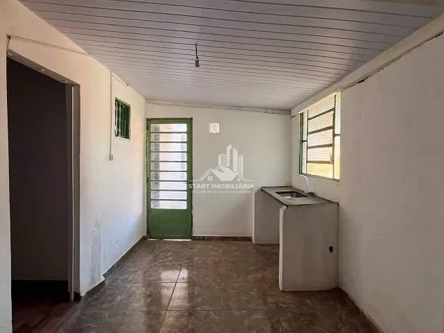 Casa 1 quarto e 1 banheiro, para alugar, no bairro Residencial Parque da Colina em Pederneiras