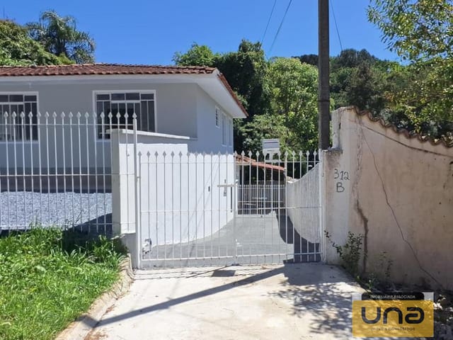 Casa 2 quartos e 1 banheiro, à venda, no bairro PILARZINHO em Curitiba