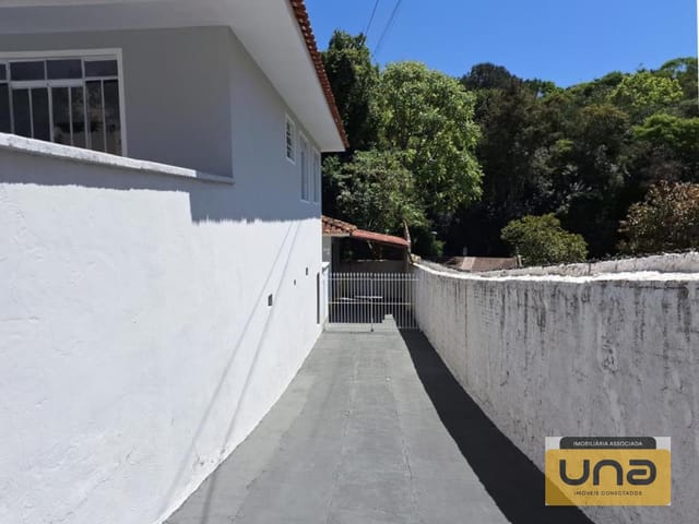 Casa 2 quartos e 1 banheiro, à venda, no bairro PILARZINHO em Curitiba