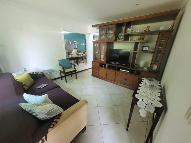 Casa com 280m² 3 quartos e 3 banheiros, à venda, no bairro Vila Valqueire em Rio de Janeiro