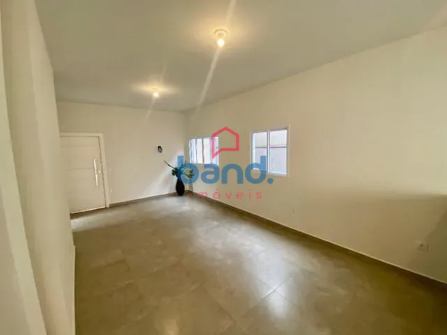 Casa com 250m² 3 quartos e 3 banheiros, à venda, no bairro Portal Ville Flamboyant em Porto Feliz