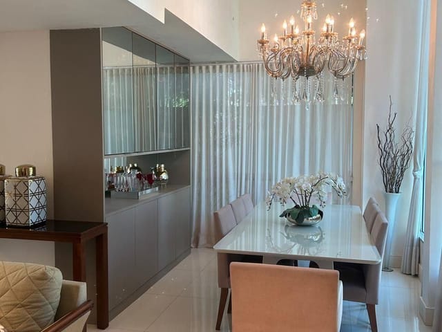 Casa 4 quartos e 2 banheiros, à venda, no bairro Parque Califórnia em Campos dos Goytacazes