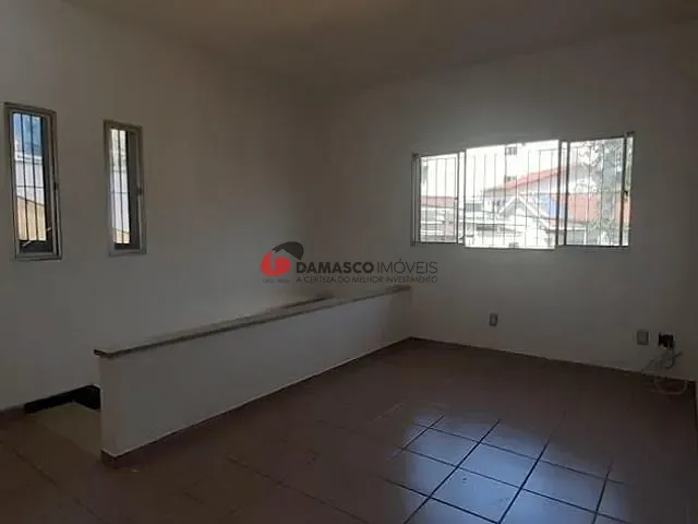Casa com 205m² 2 quartos e 2 banheiros, à venda, no bairro Campestre em Santo André