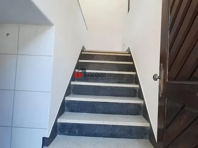 Casa com 205m² 2 quartos e 2 banheiros, à venda, no bairro Campestre em Santo André