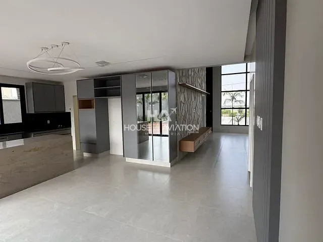Casa com 525m² 3 quartos e 4 banheiros, à venda, no bairro Condomínio do Lago 1ª Etapa em Goiânia