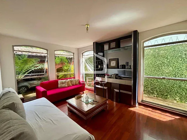 Casa com 500m² 4 quartos e 5 banheiros, à venda, no bairro Vila Tramontano em São Paulo