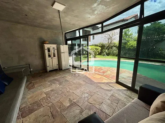 Casa com 500m² 4 quartos e 5 banheiros, à venda, no bairro Vila Tramontano em São Paulo