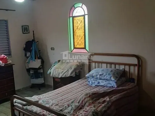 Casa com 558m² 3 quartos e 2 banheiros, à venda, no bairro Vila Santana em Mogi das Cruzes