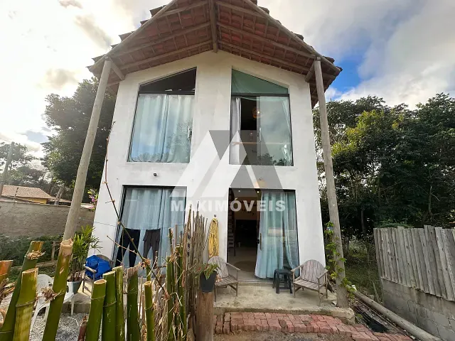 Casa com 300m² 4 quartos e 3 banheiros, à venda, no bairro Arraial D'Ajuda em Porto Seguro