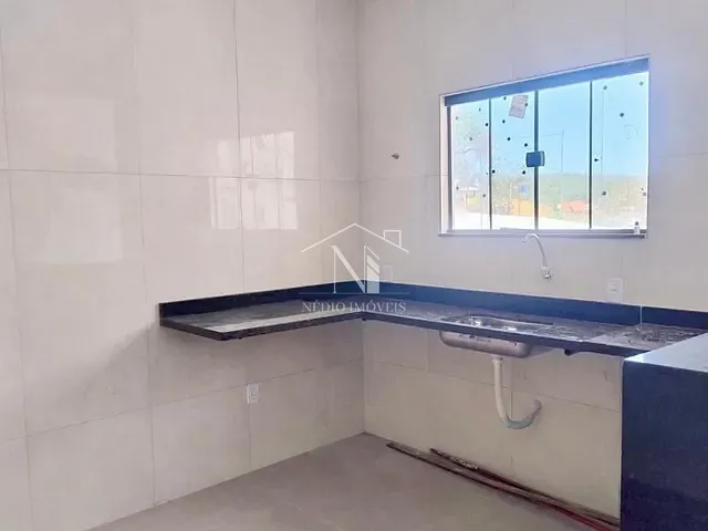 Casa com 525m² 3 quartos e 1 banheiro, à venda, no bairro Balneário Bambuí (Ponta Negra) em Maricá