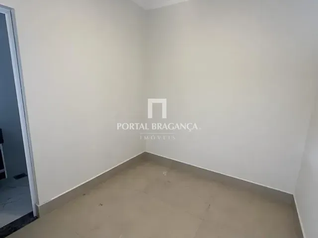 Casa com 450m² 5 quartos e 7 banheiros, à venda ou para alugar, no bairro Condomínio Vale das Águas em Bragança Paulista