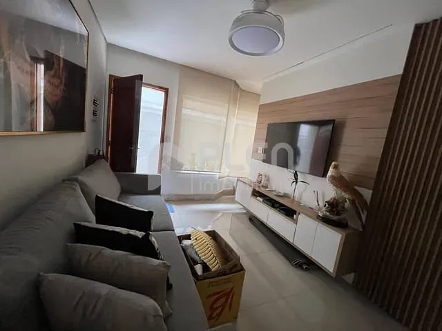 Casa 2 quartos e 3 banheiros, à venda, no bairro Vila Mazzei em São Paulo