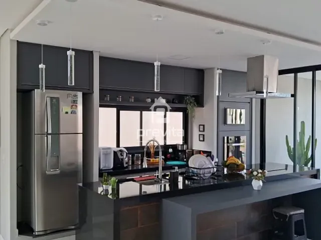 Casa com 360m² 4 quartos e 4 banheiros, à venda, no bairro Estiva em Taubaté
