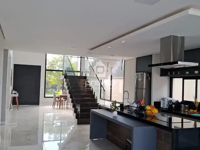 Casa com 360m² 4 quartos e 4 banheiros, à venda, no bairro Estiva em Taubaté