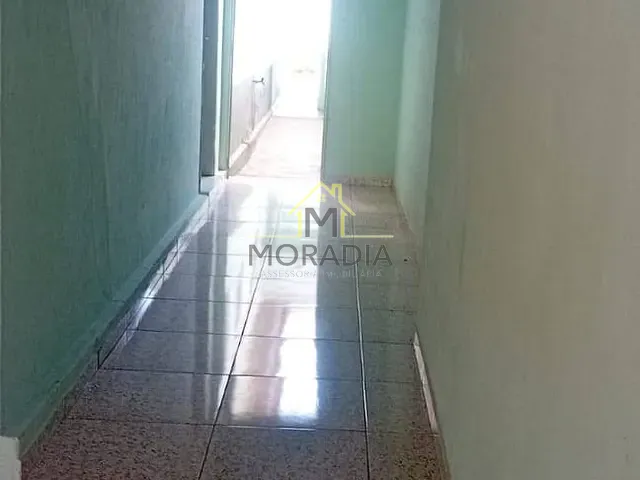 Casa 2 quartos e 1 banheiro, para alugar, no bairro Centro em Guaxupé