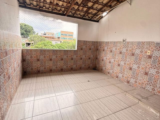 Casa 3 quartos e 1 banheiro, à venda, no bairro Acaiaca em Belo Horizonte