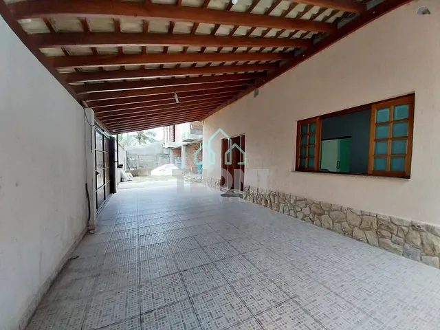 Casa com 300m² 3 quartos e 2 banheiros, à venda, no bairro Residencial Portal da Mantiqueira em Taubaté