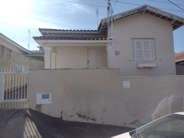 Casa com 286m² 2 quartos e 2 banheiros, à venda, no bairro São Lázaro em São João da Boa Vista